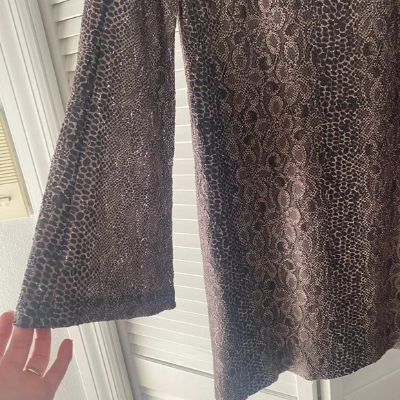 RARE FIND Ramy Brook Dress Moda Foil Snake Lace Lined Bell Sleeves Zipper Back - Picture 5 of 10